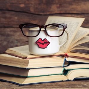 BOOKMARK MY CLOSET FOR LATER